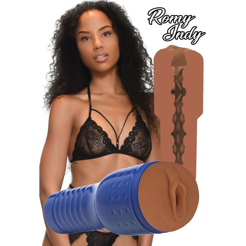 PRIVÉ - ROMY INDY, STAR DU PORNO MASTURBATEUR DE CHATTE