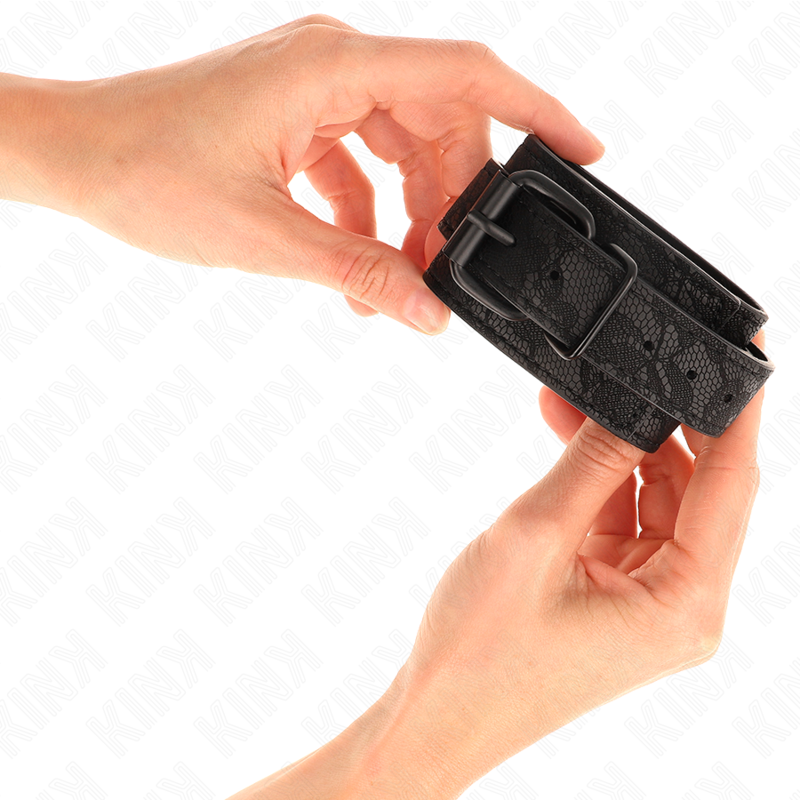 KINK - MANCHONS EN LACETS NOIRS AJUSTABLES 19-26 CM