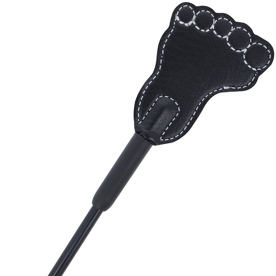 TÉNÈBRES - CROCHET FÉTICHISTE ET FOUET NOIR